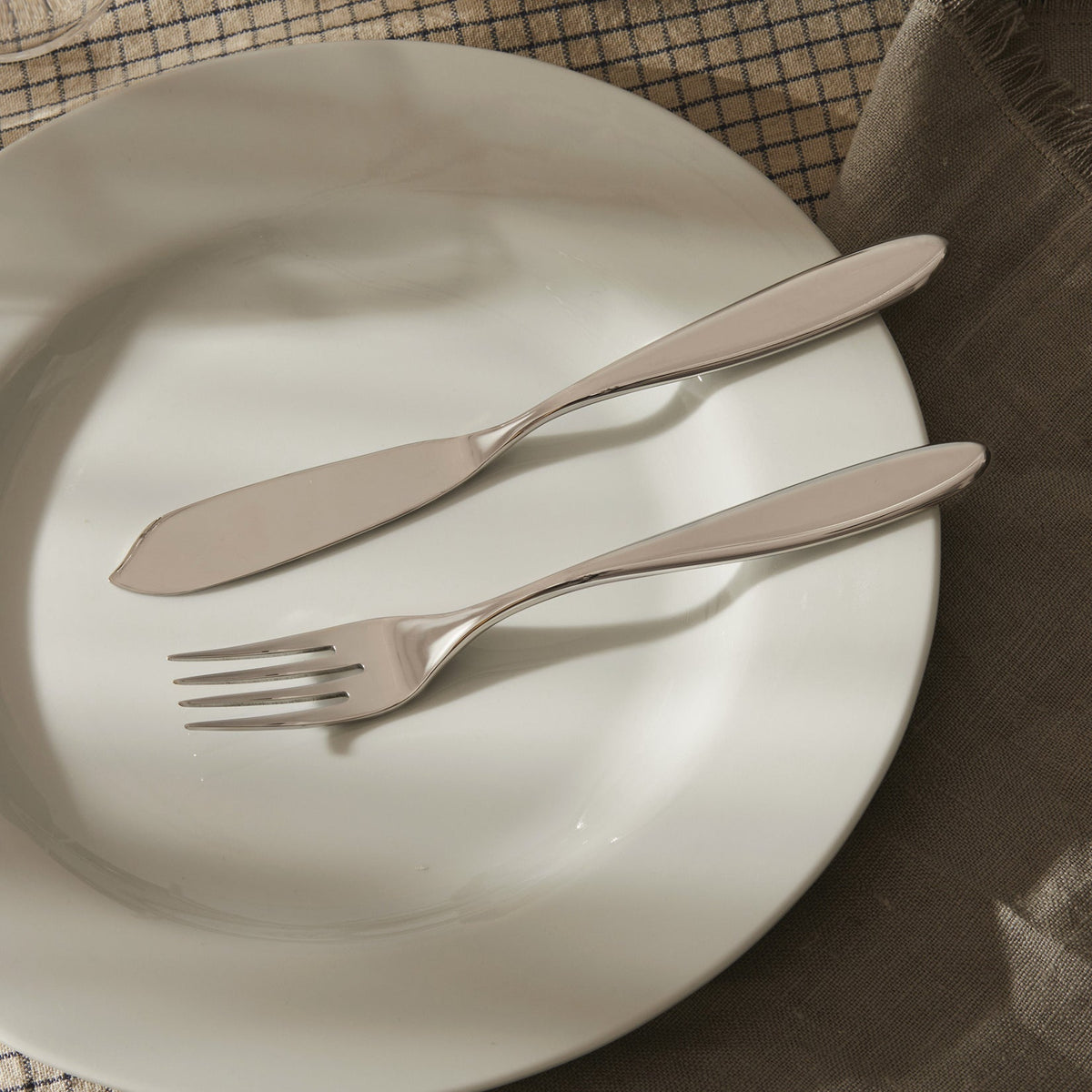 Alessi Mami vismes SG38/18 op tafel