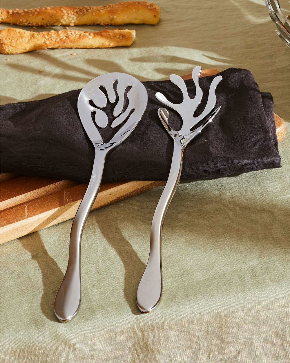 Mediterraneo salad servers and spaghetti ladle