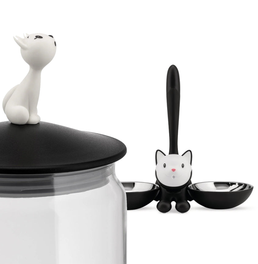 Tigrito and Mio jar black