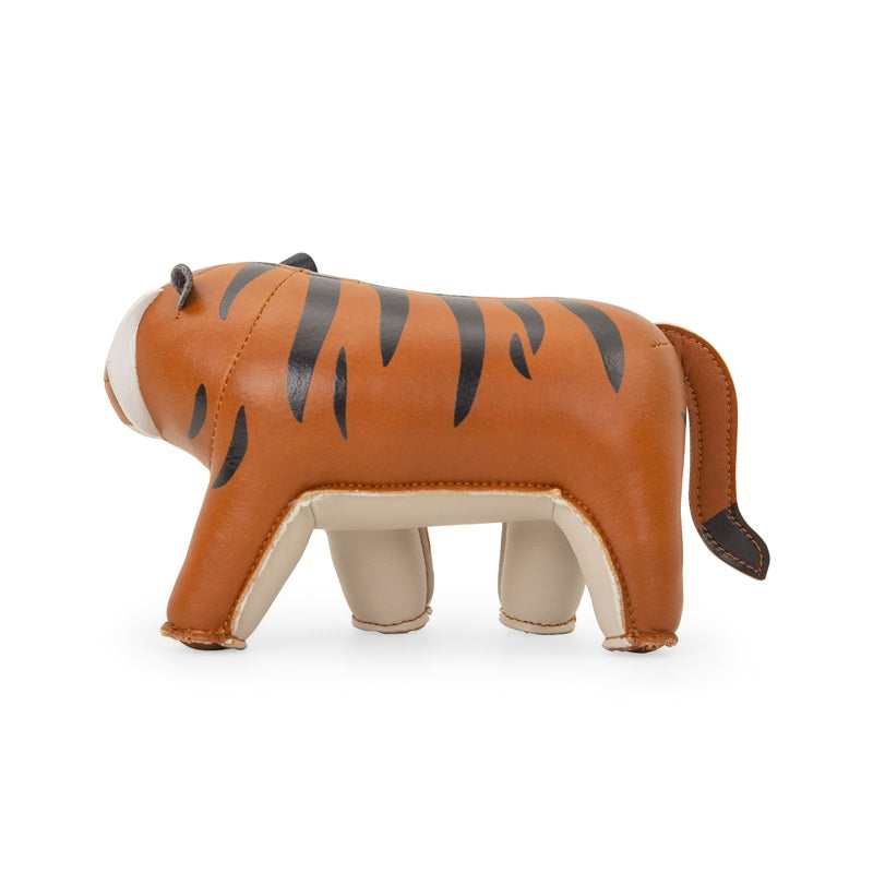 Zuny Tiger Hunt paperweight